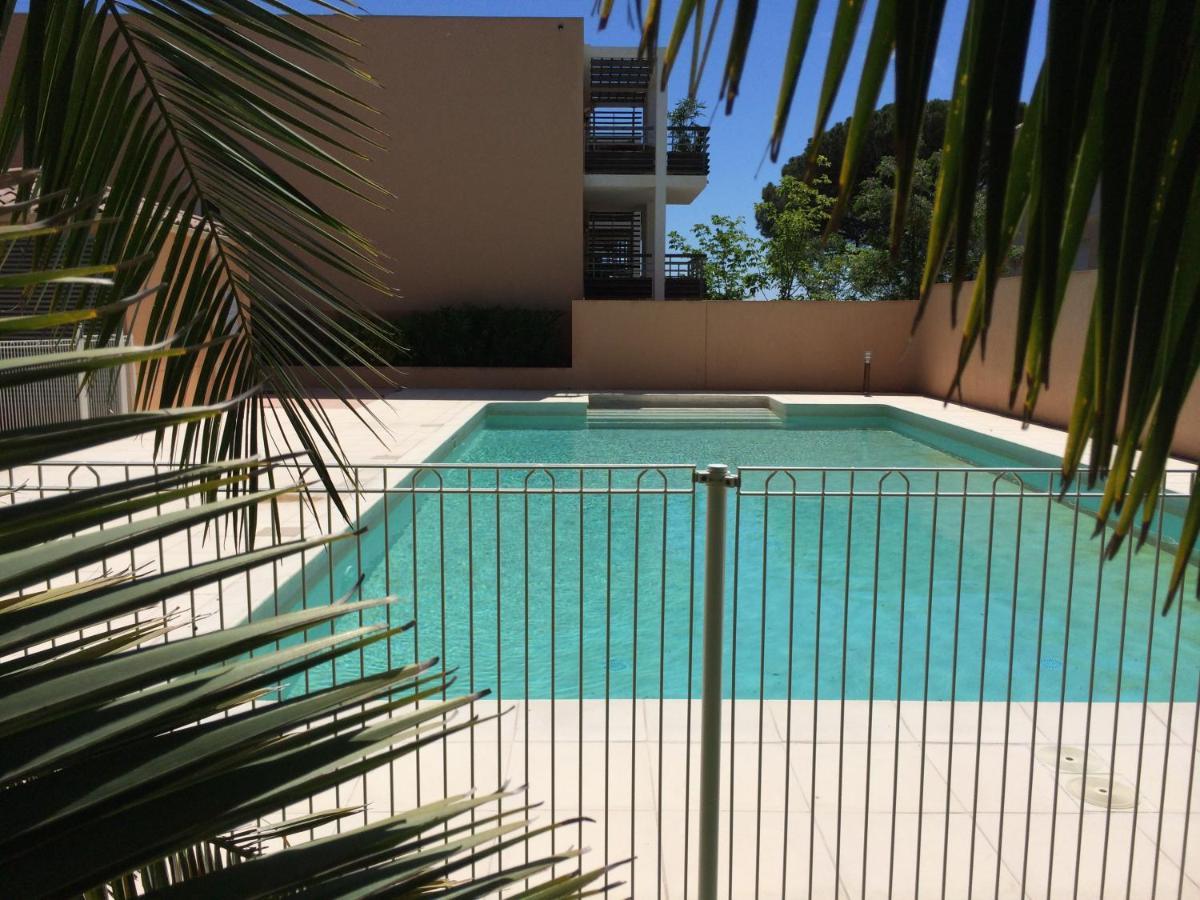 Appt 6 Pers Piscine Parking Clim Apartment Frejus Exterior photo